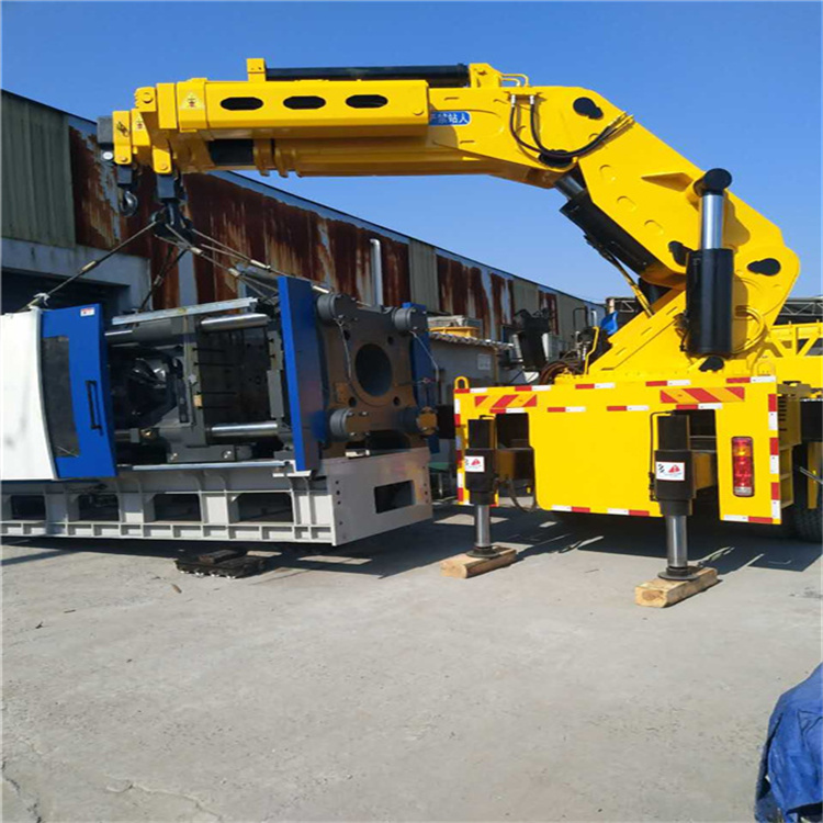 昌邑 大吨位折臂吊出租费用解析：一小时租赁多少钱